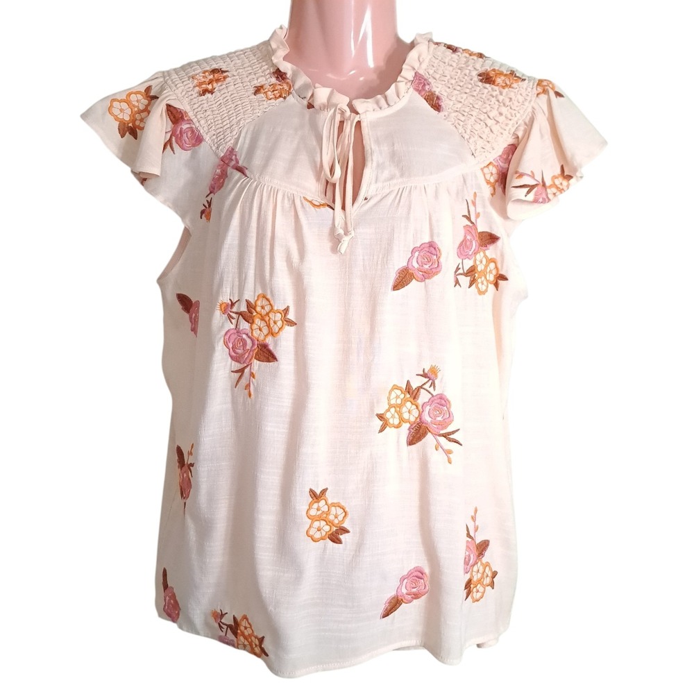 Fred David Women's‎ Size Medium Embroidered Blouse Color Peach Floral Print